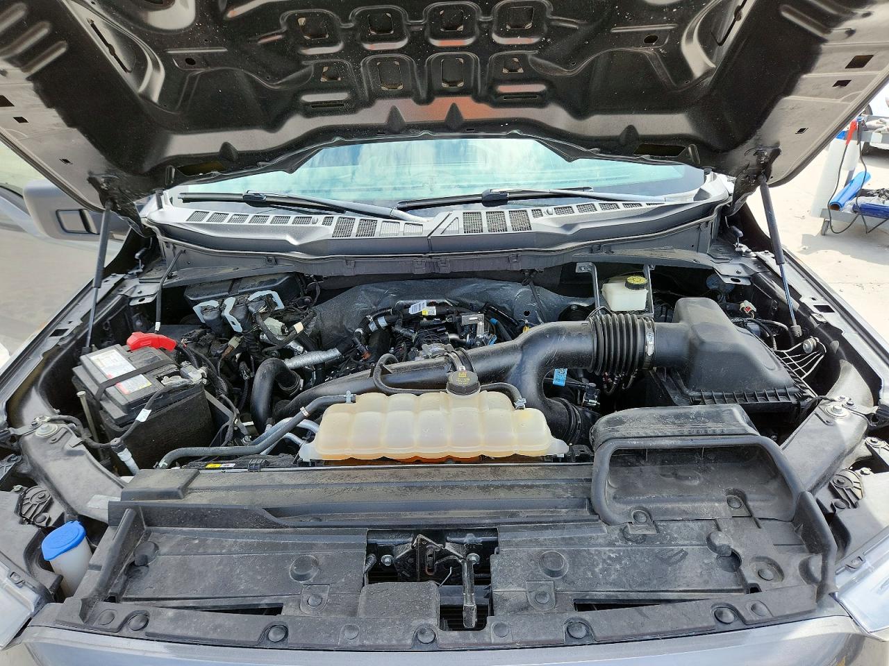 2023 FORD F150