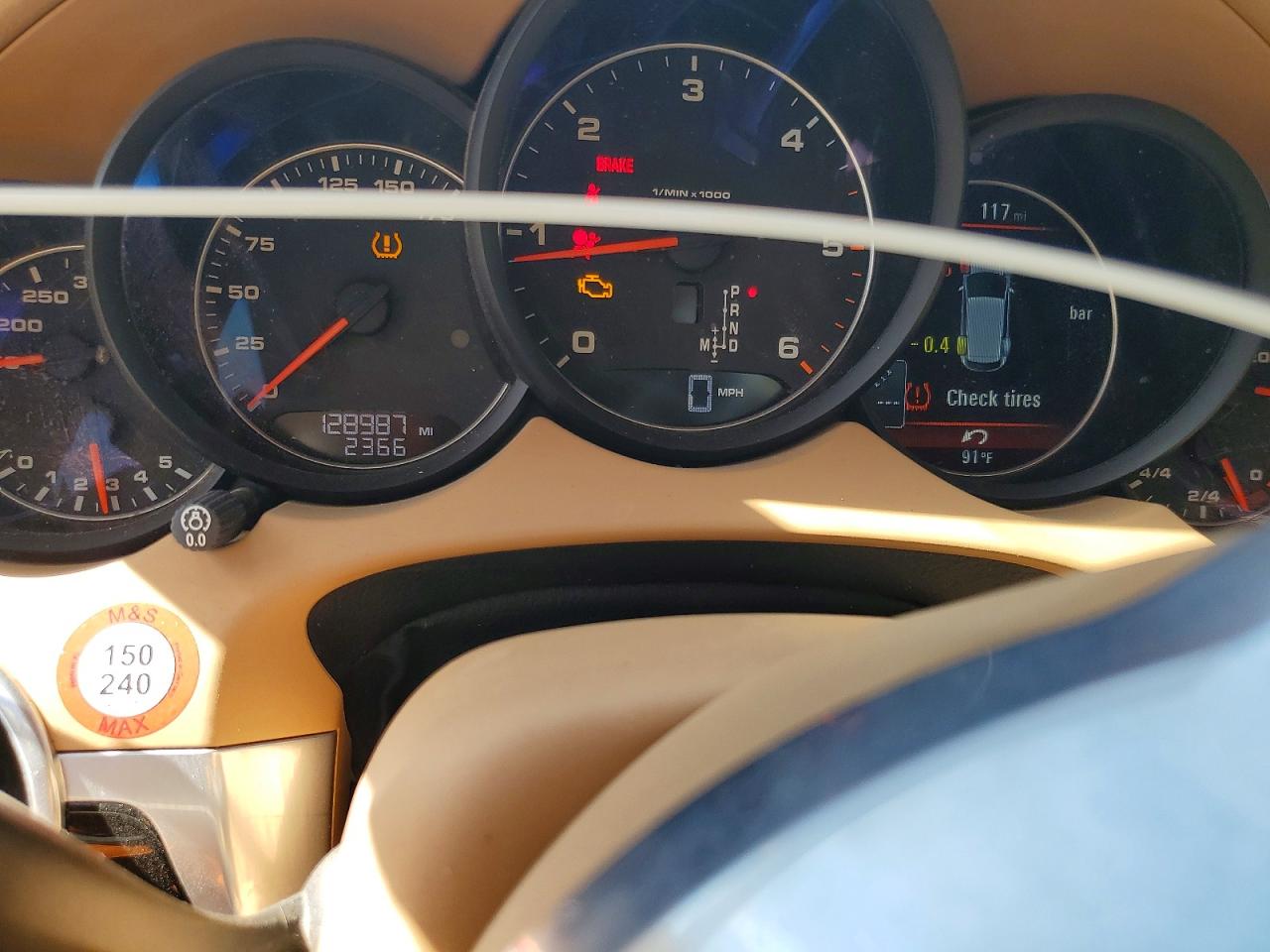 2016 PORSCHE CAYENNE