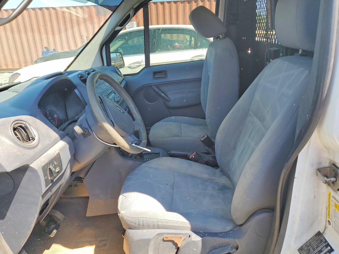 2011 FORD TRANSIT