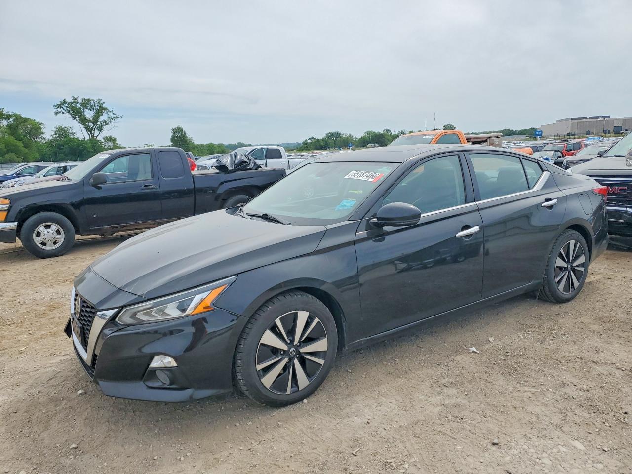 2019 NISSAN ALTIMA