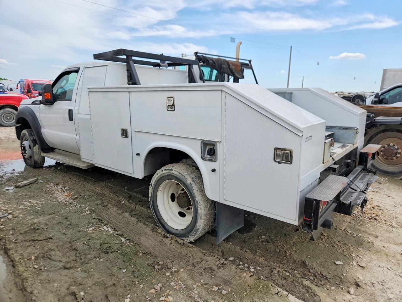 2015 FORD F550
