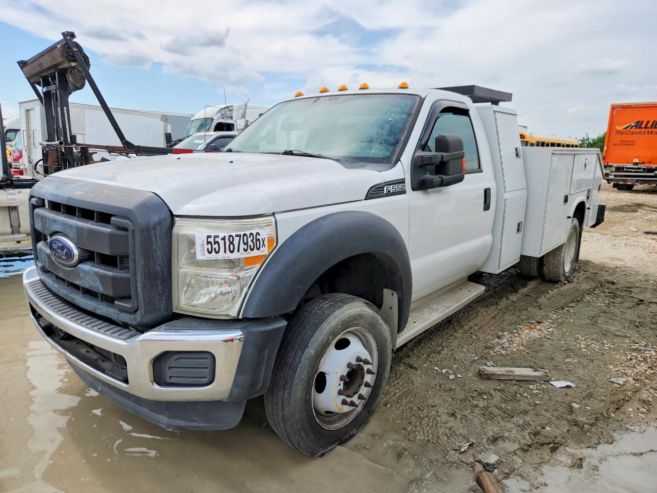 2015 FORD F550