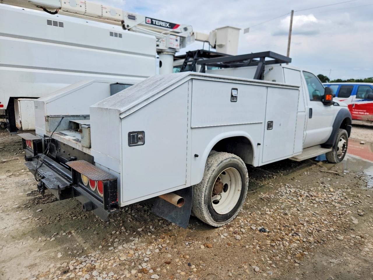 2015 FORD F550