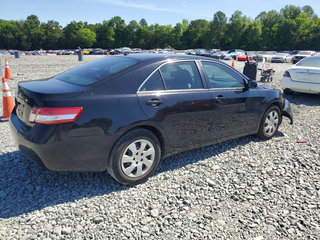 2011 TOYOTA CAMRY