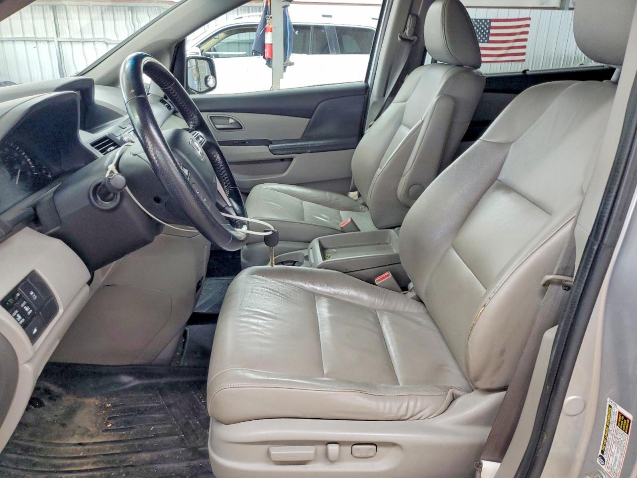 2011 HONDA ODYSSEY