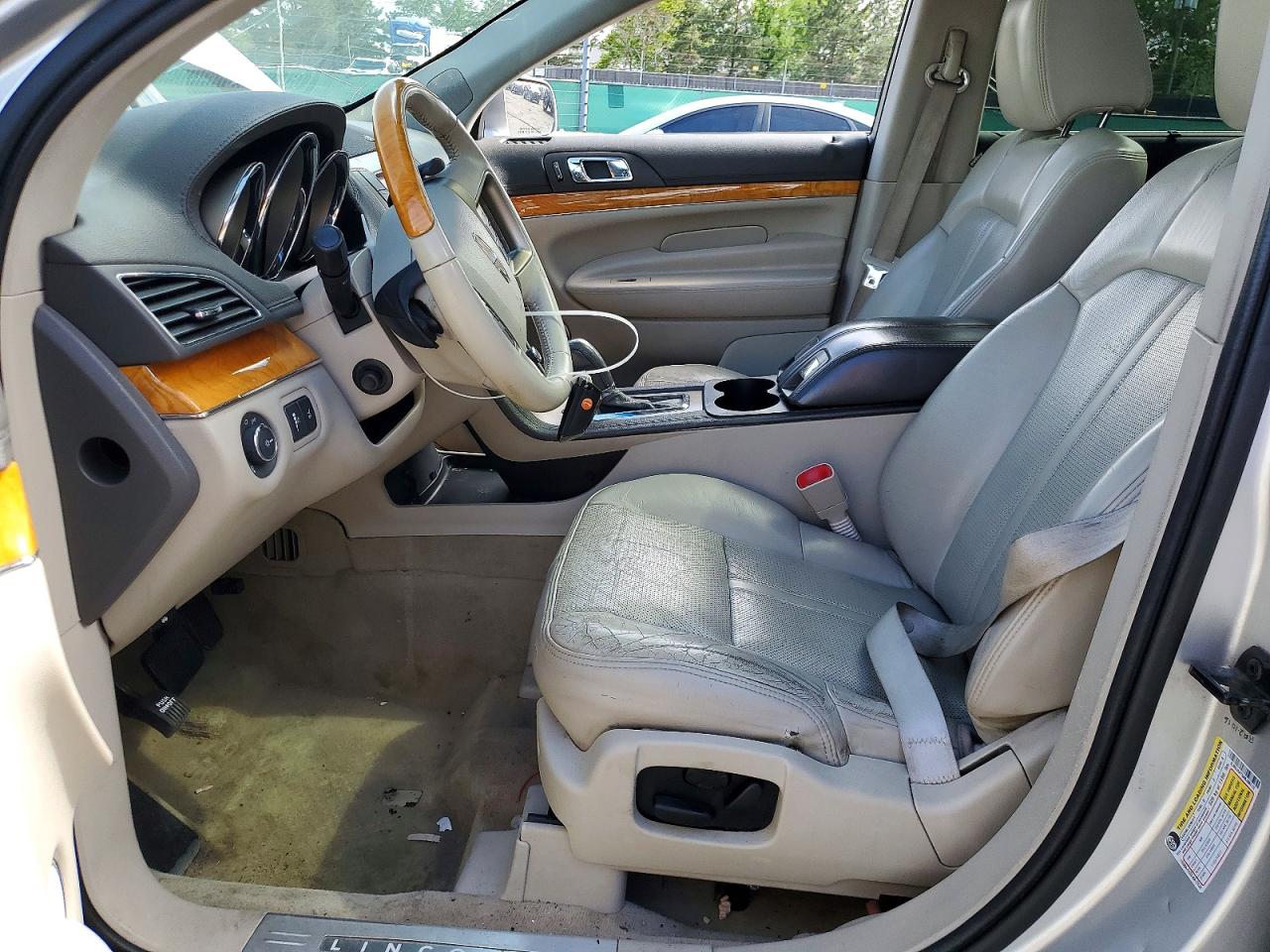 2010 LINCOLN MKT