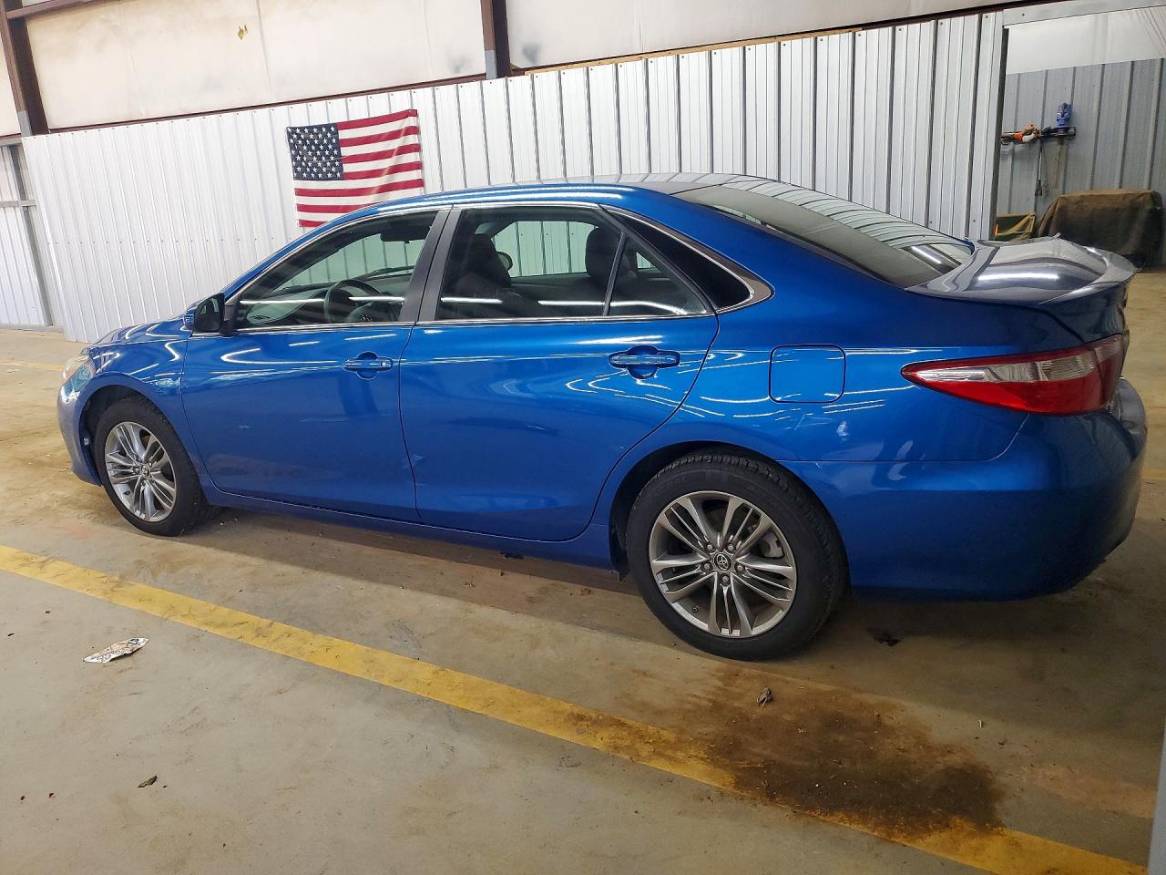 2017 TOYOTA CAMRY