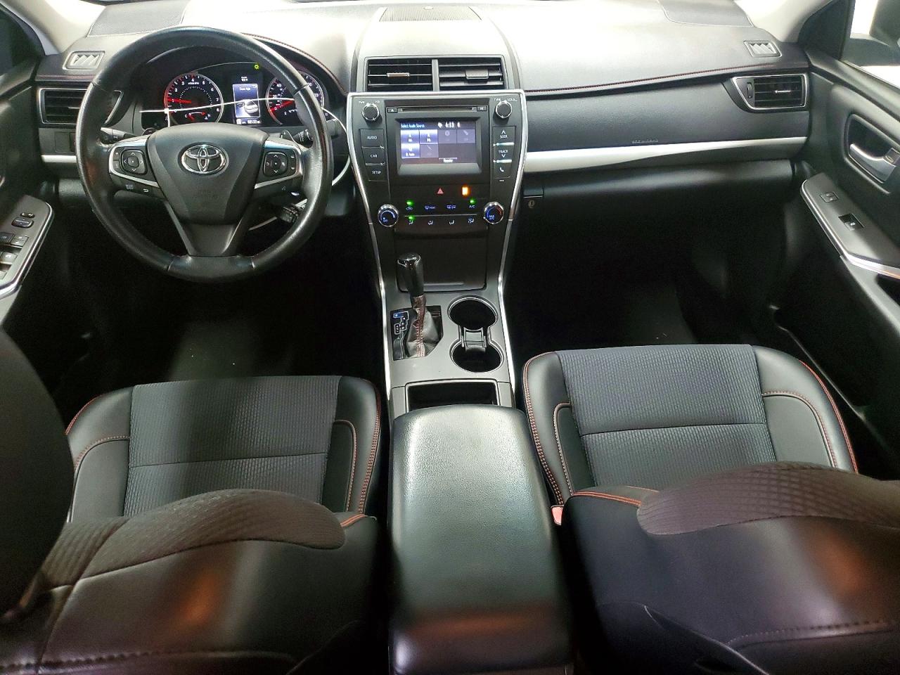 2017 TOYOTA CAMRY