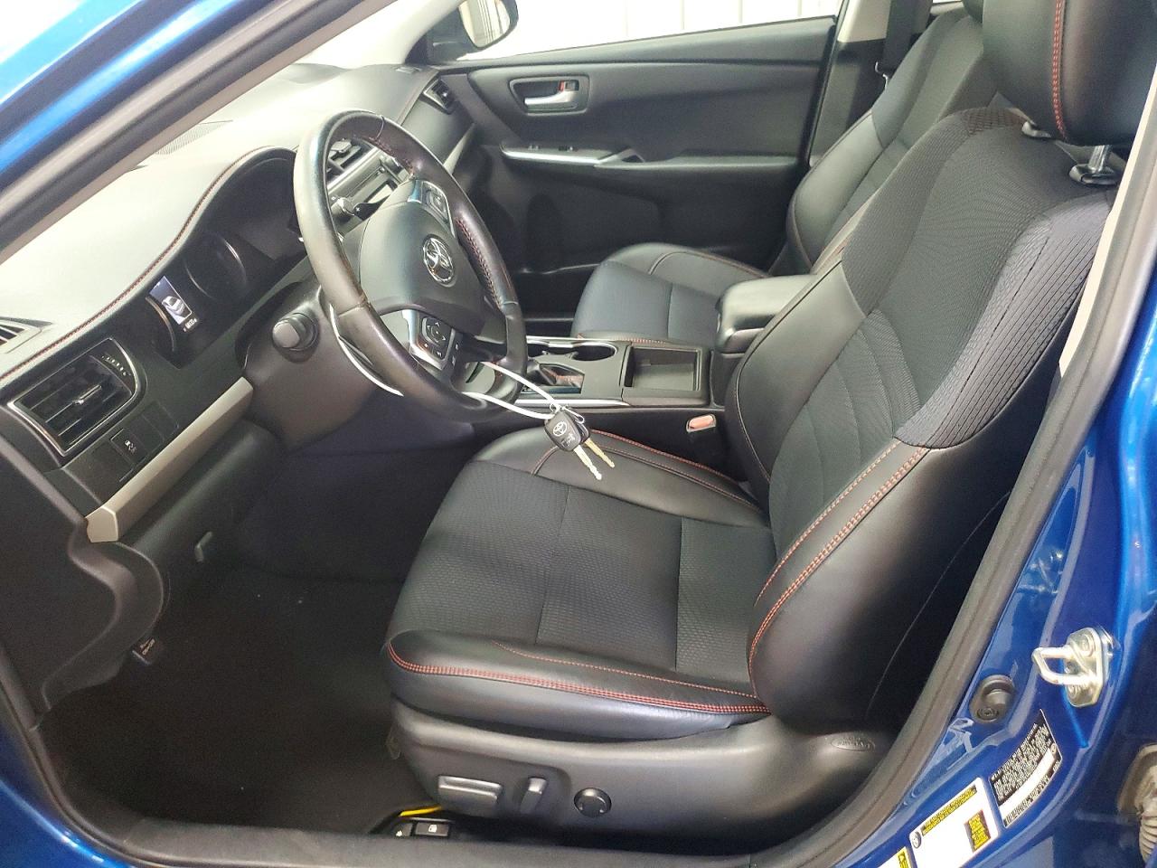 2017 TOYOTA CAMRY
