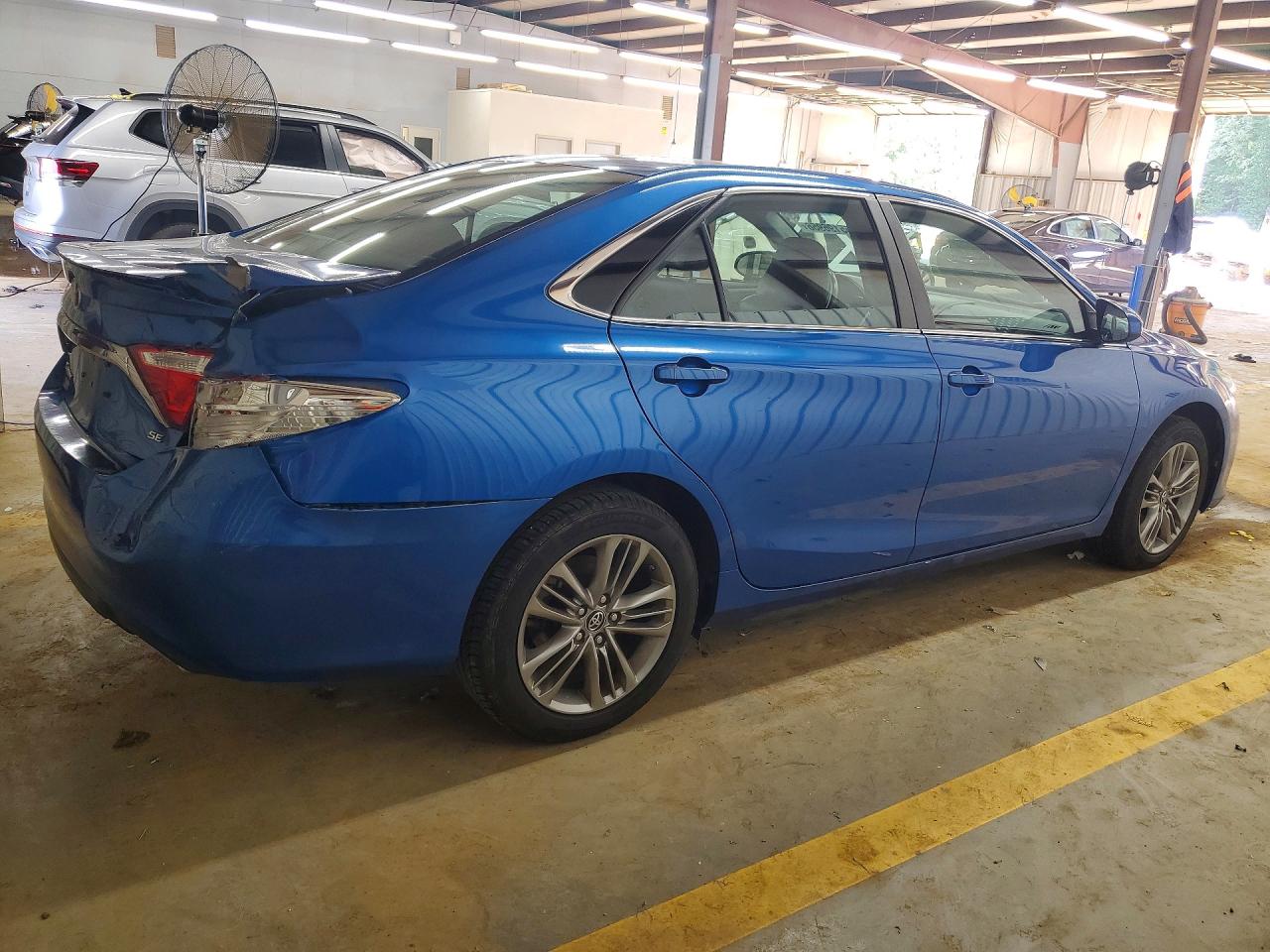 2017 TOYOTA CAMRY