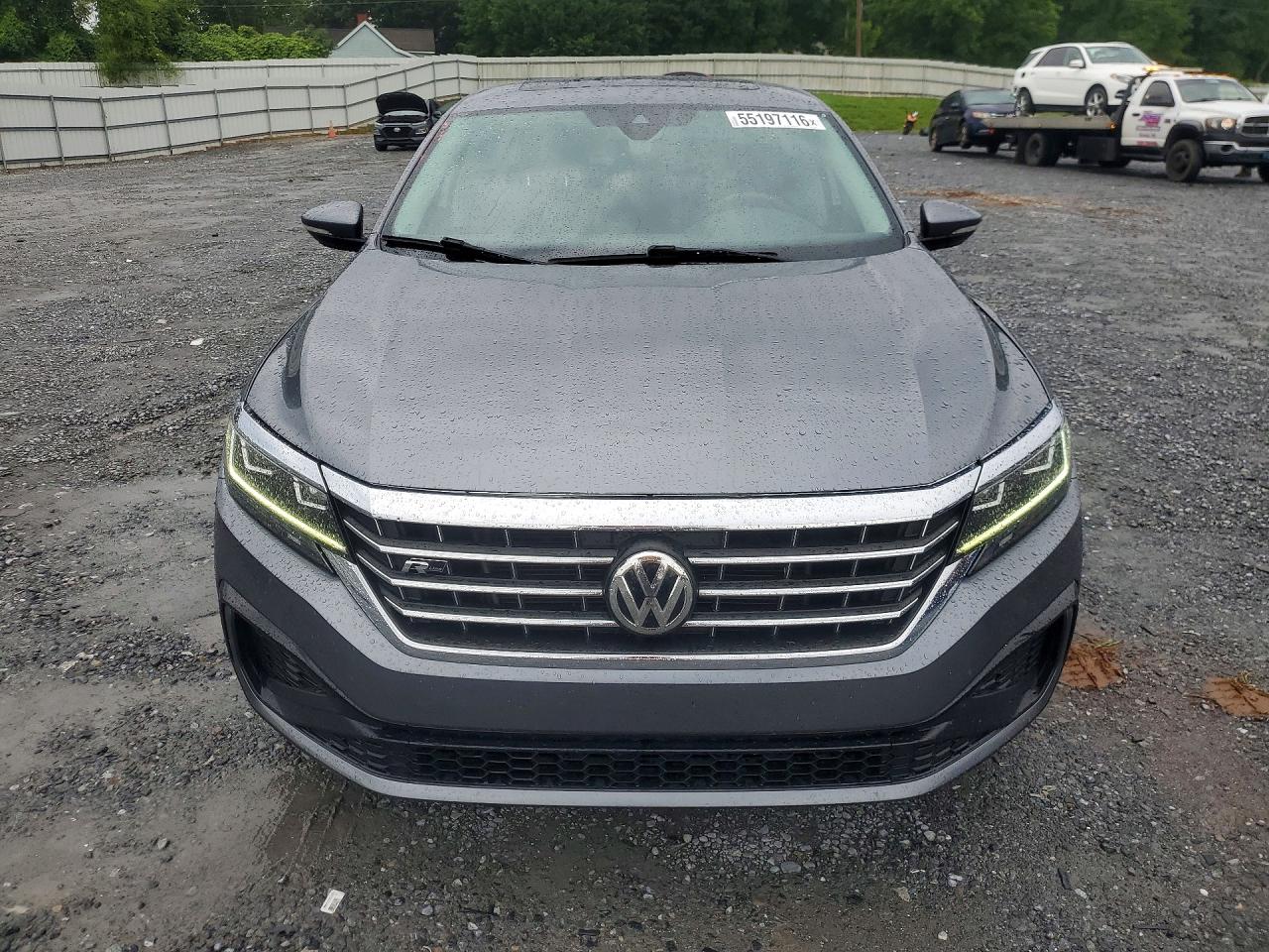 2020 VOLKSWAGEN PASSAT