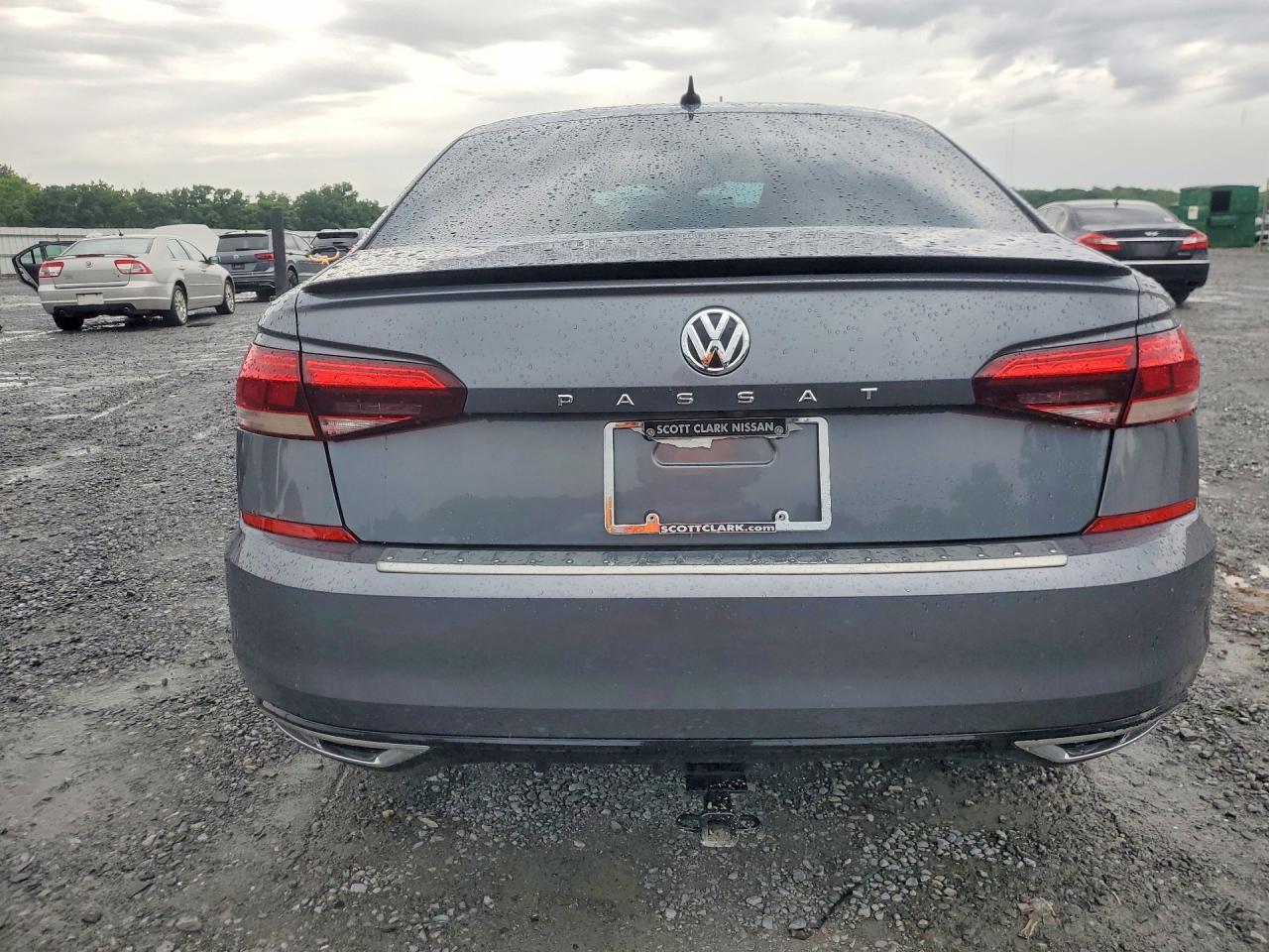 2020 VOLKSWAGEN PASSAT