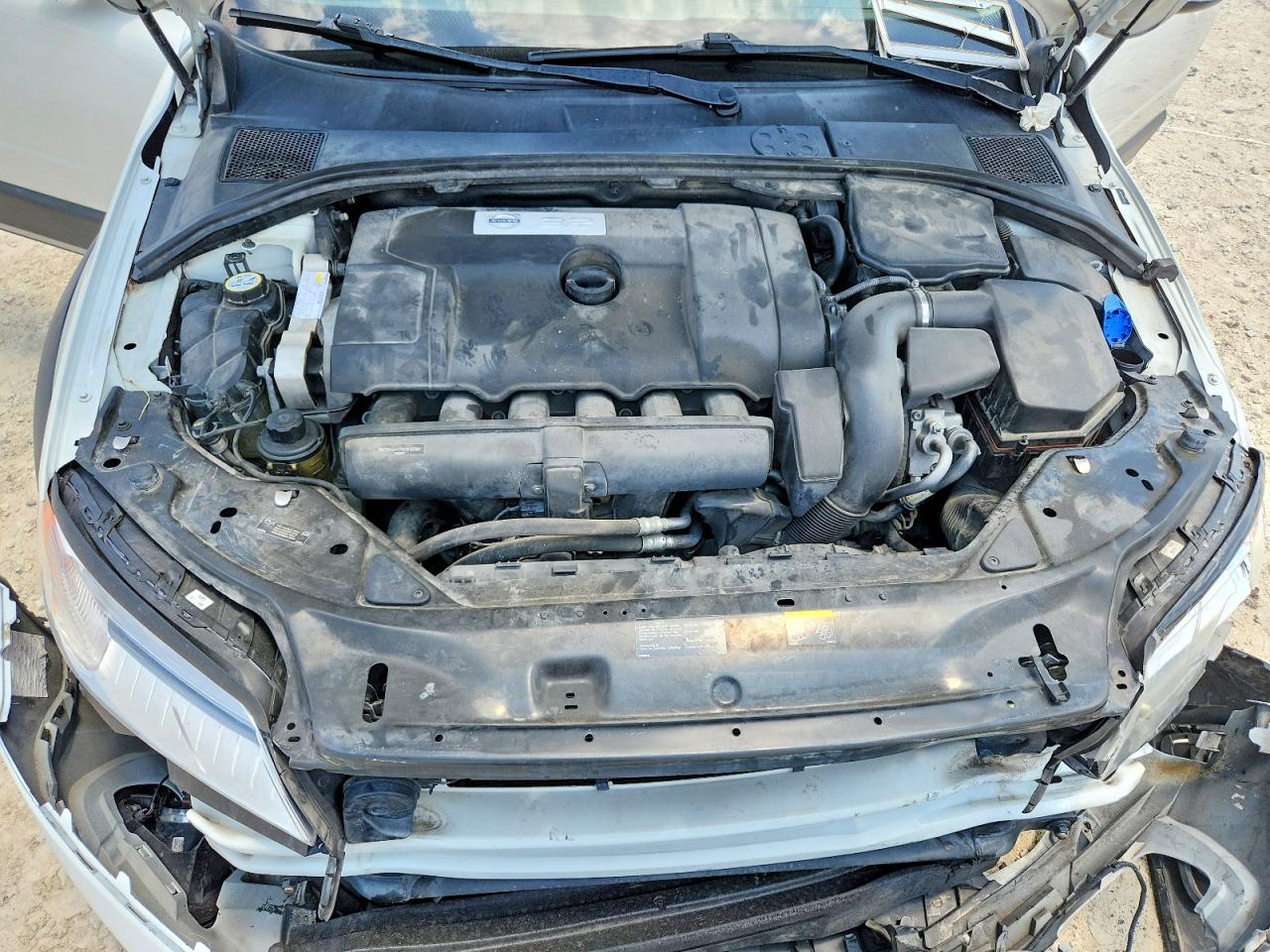 2012 VOLVO XC70