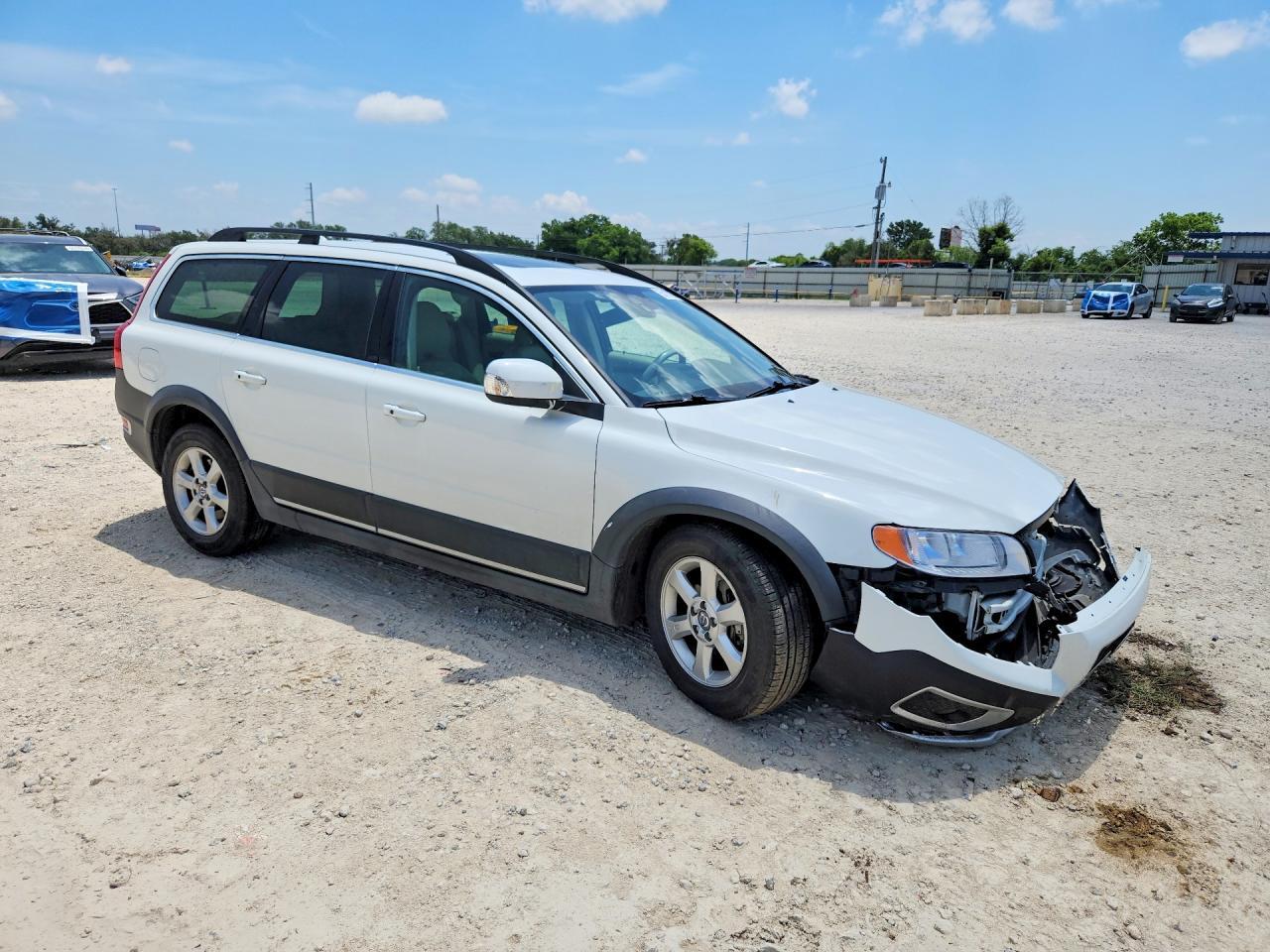 2012 VOLVO XC70