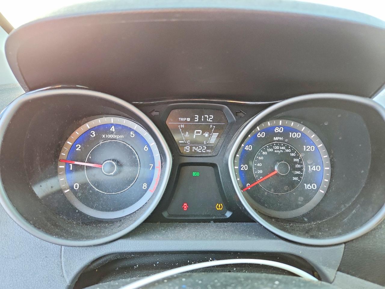 2014 HYUNDAI ELANTRA