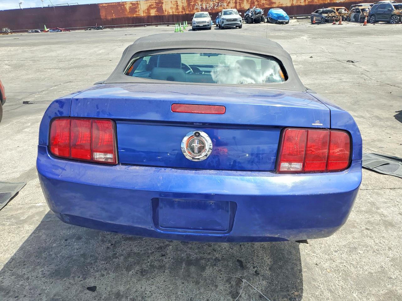 2005 FORD MUSTANG