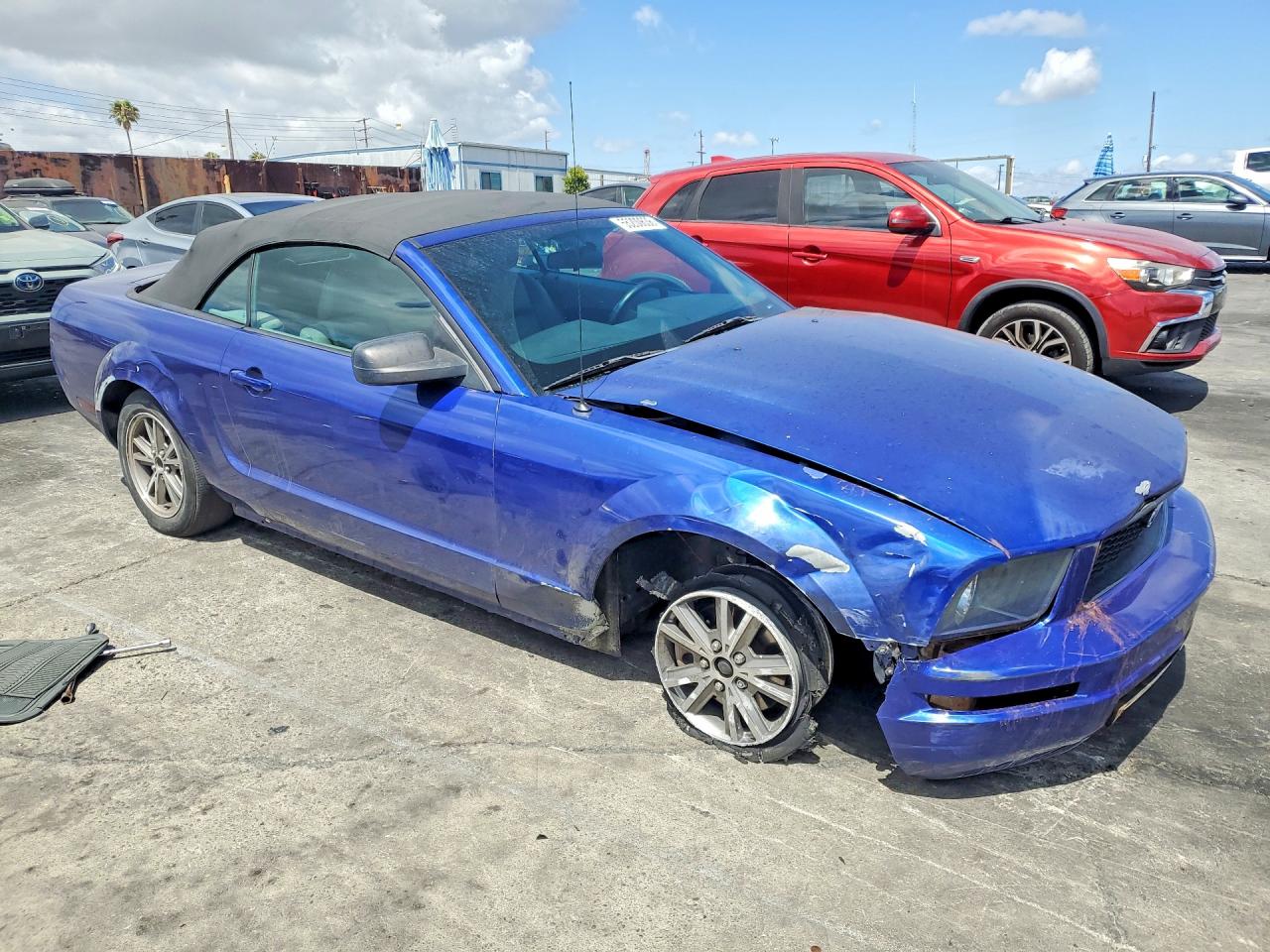2005 FORD MUSTANG