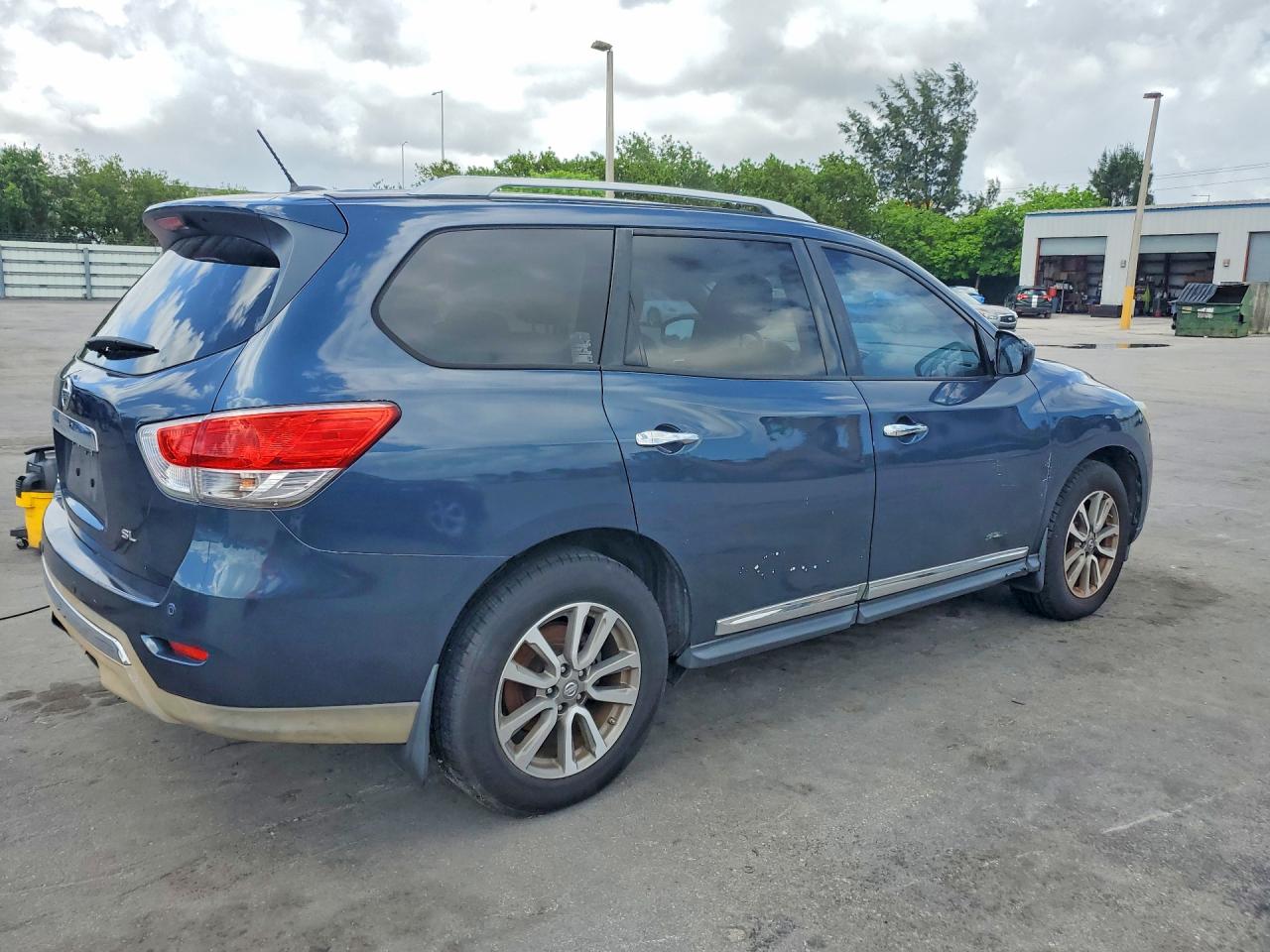 2014 NISSAN PATHFINDER