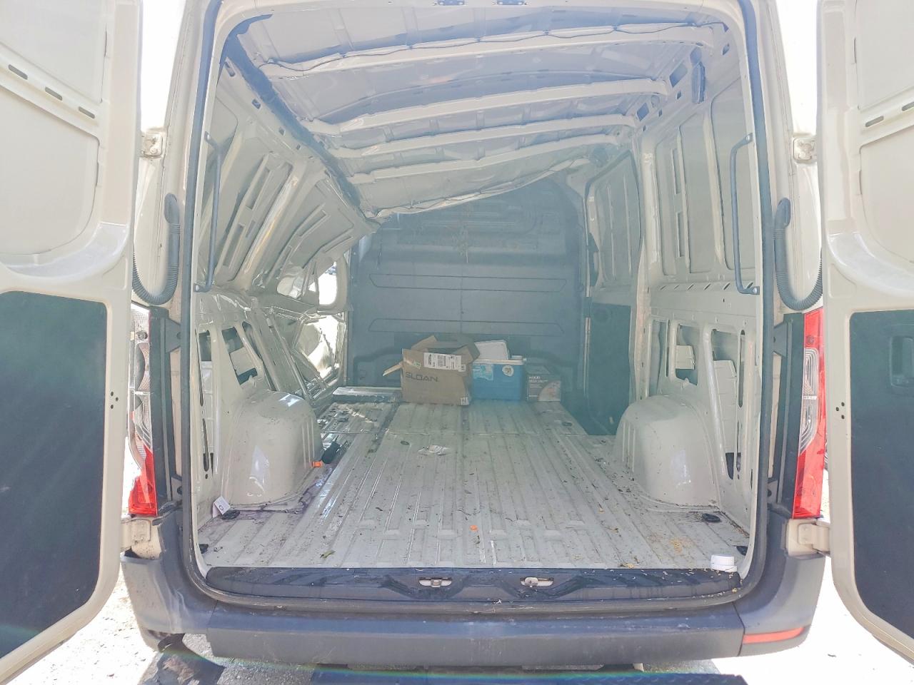 2024 MERCEDES-BENZ SPRINTER