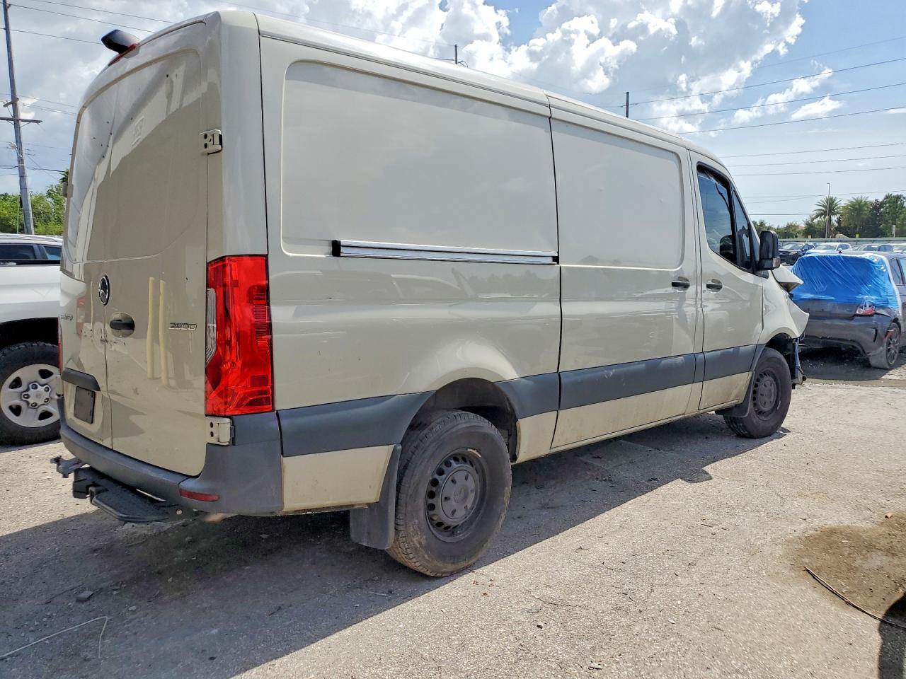 2024 MERCEDES-BENZ SPRINTER