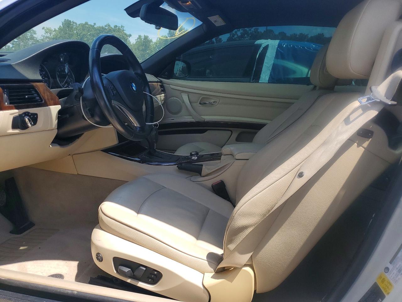2011 BMW 3 SERIES