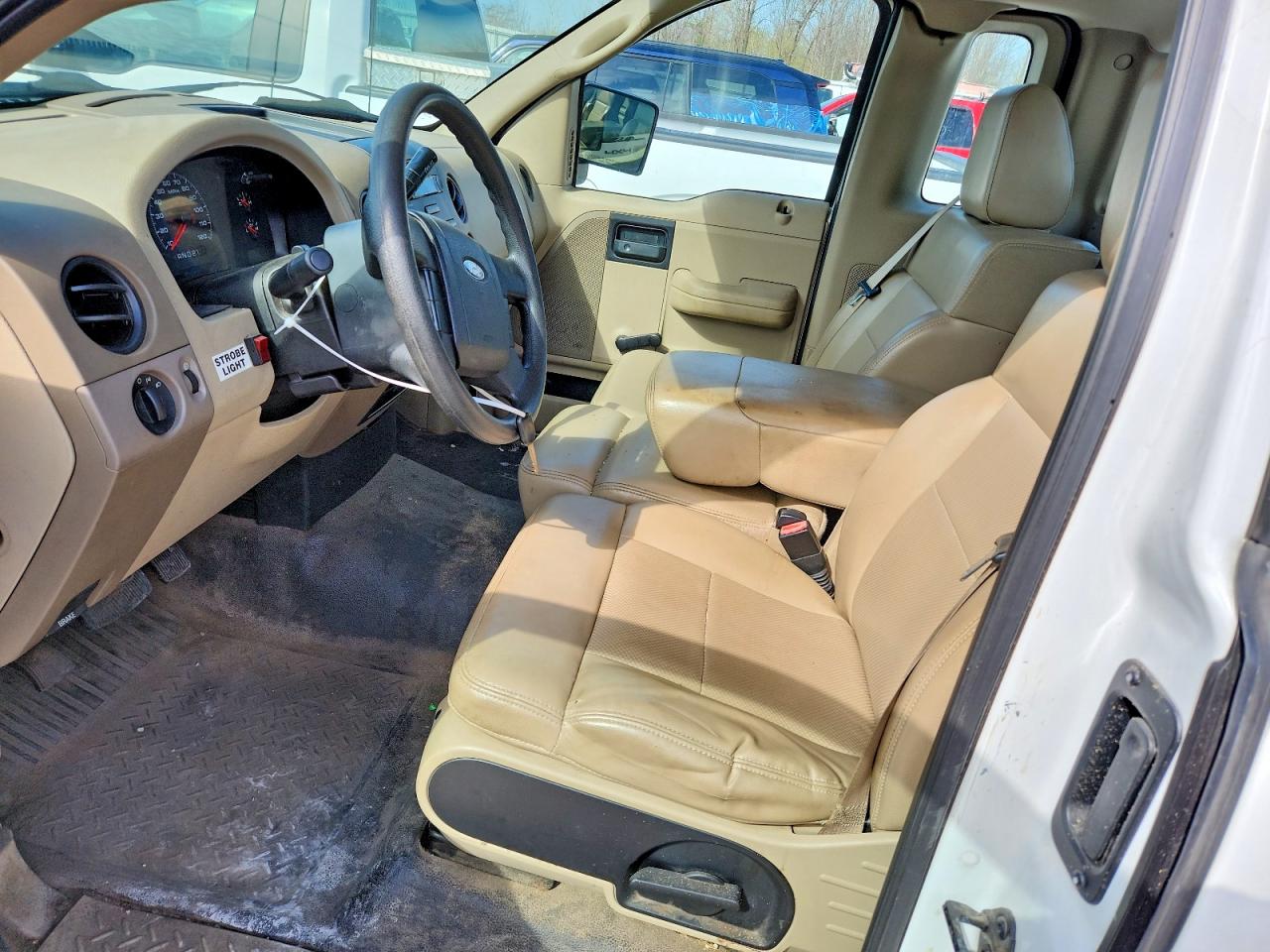 2008 FORD LGT CONVEN
