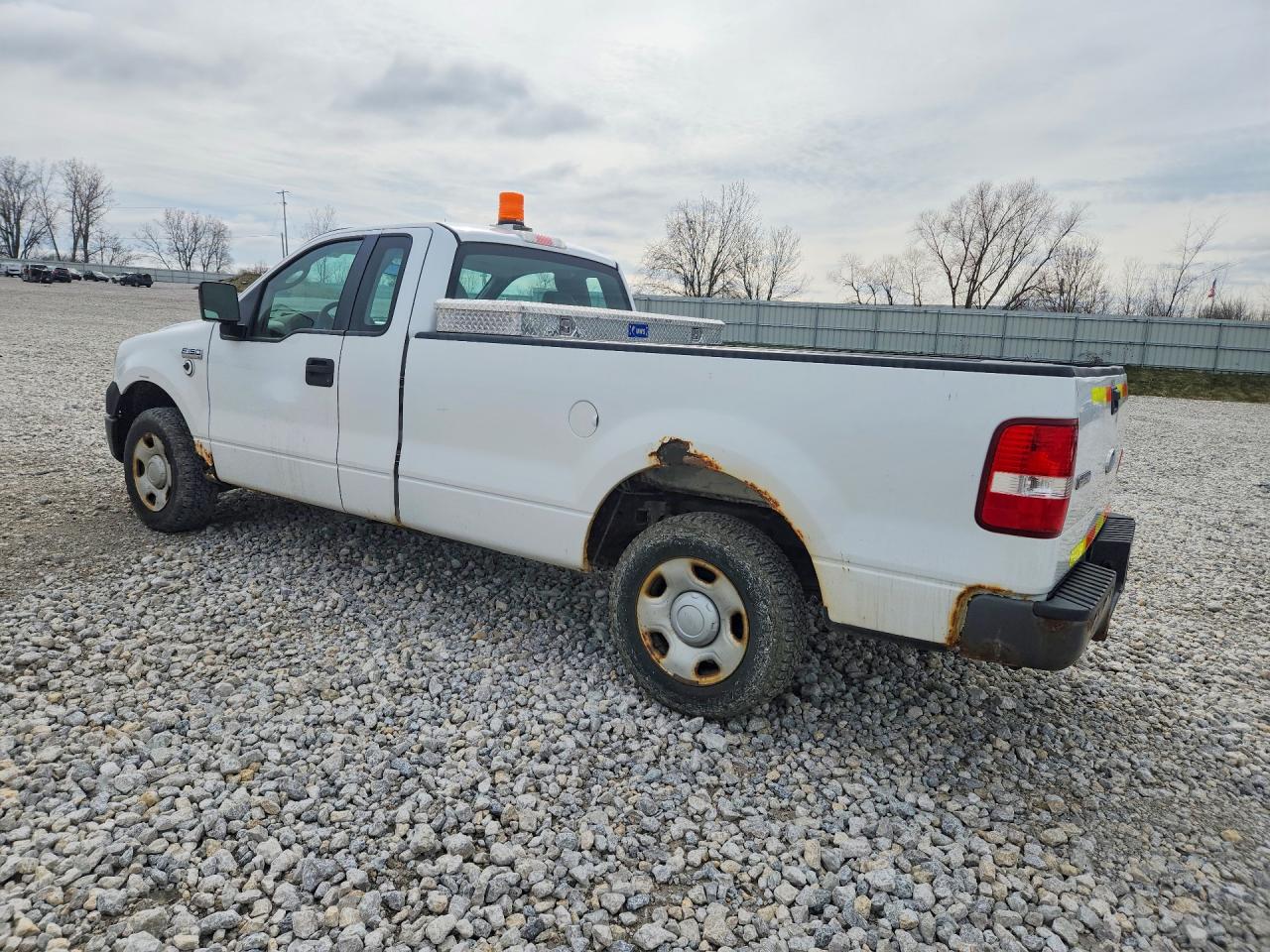 2008 FORD LGT CONVEN
