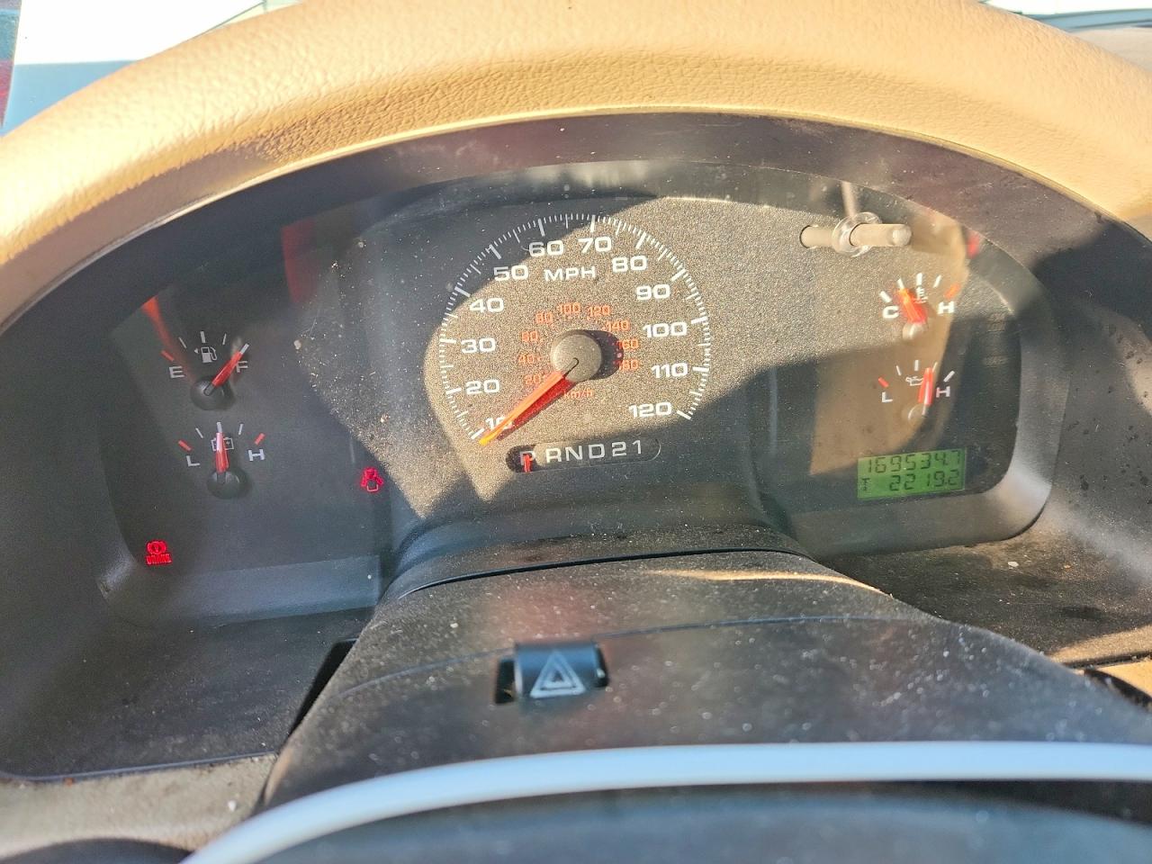 2008 FORD LGT CONVEN
