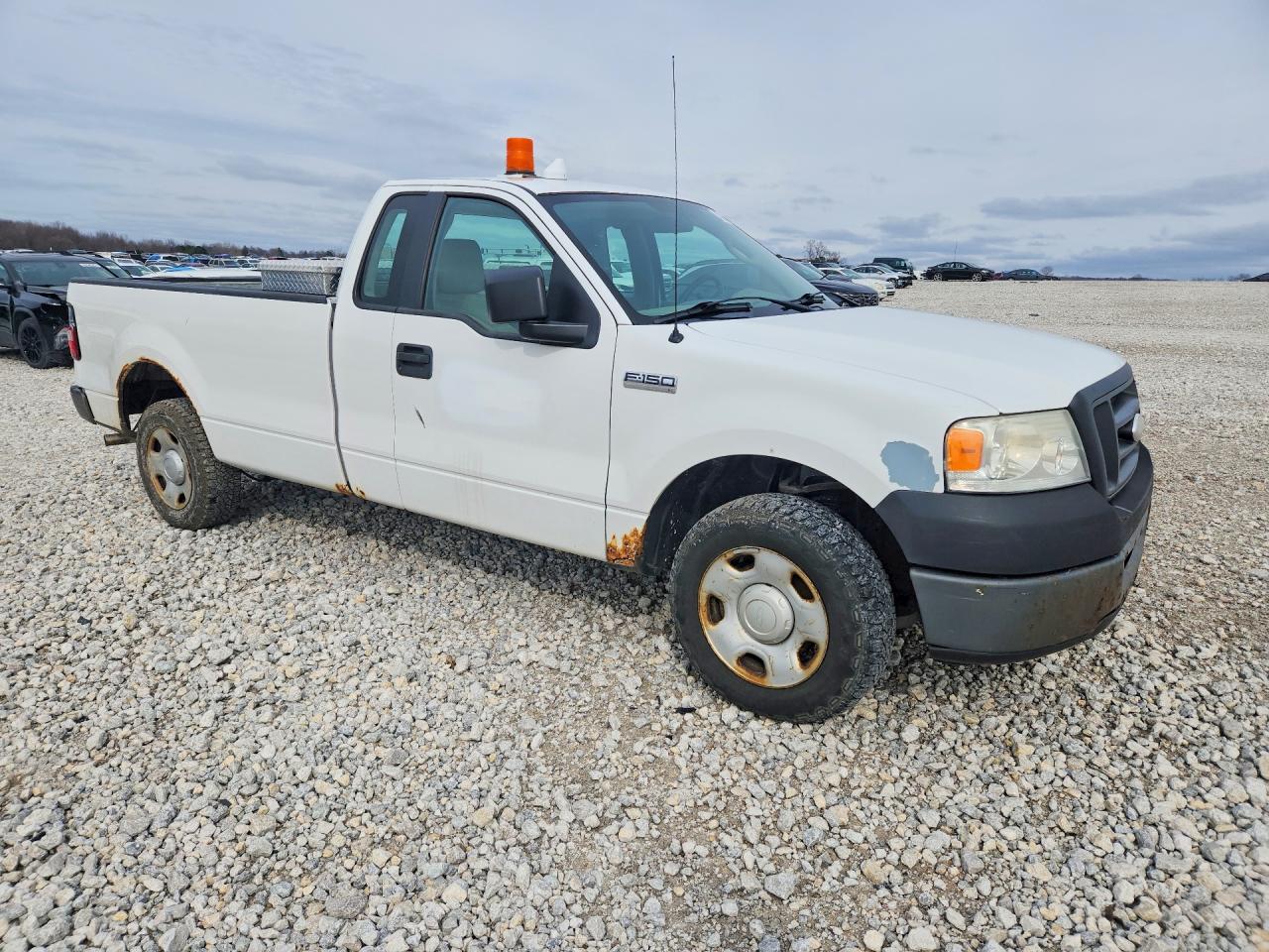 2008 FORD LGT CONVEN