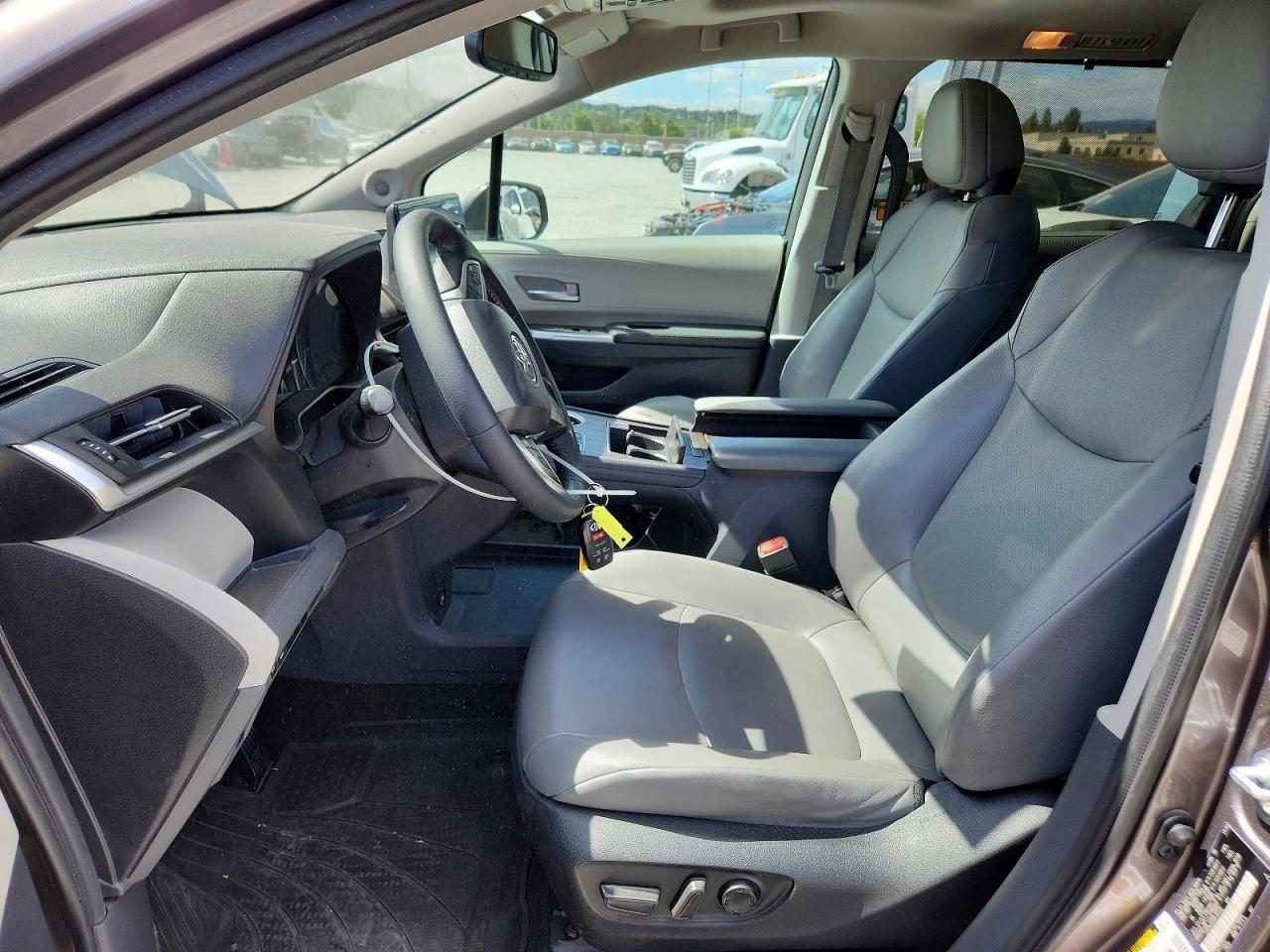 2022 TOYOTA SIENNA