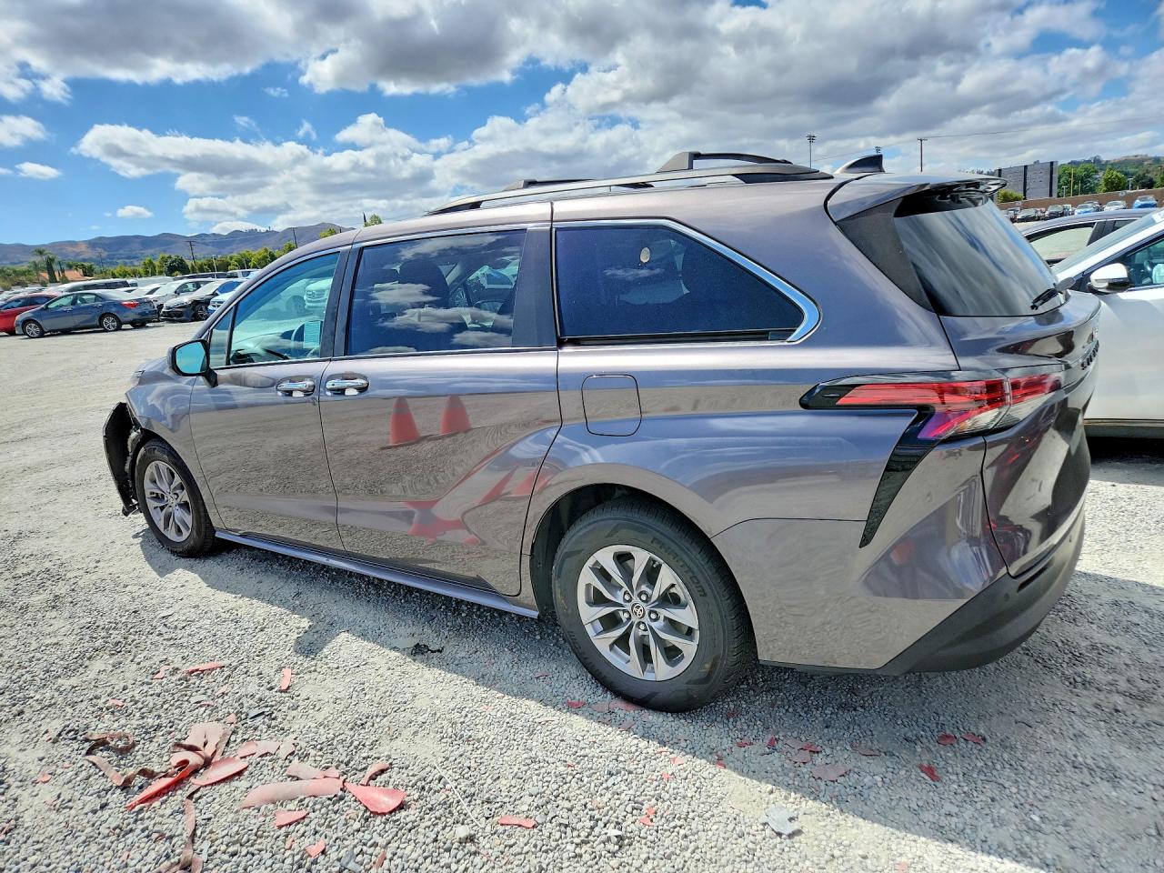 2022 TOYOTA SIENNA