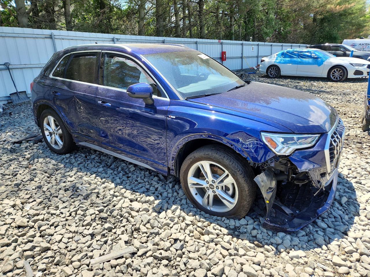 2024 AUDI Q3