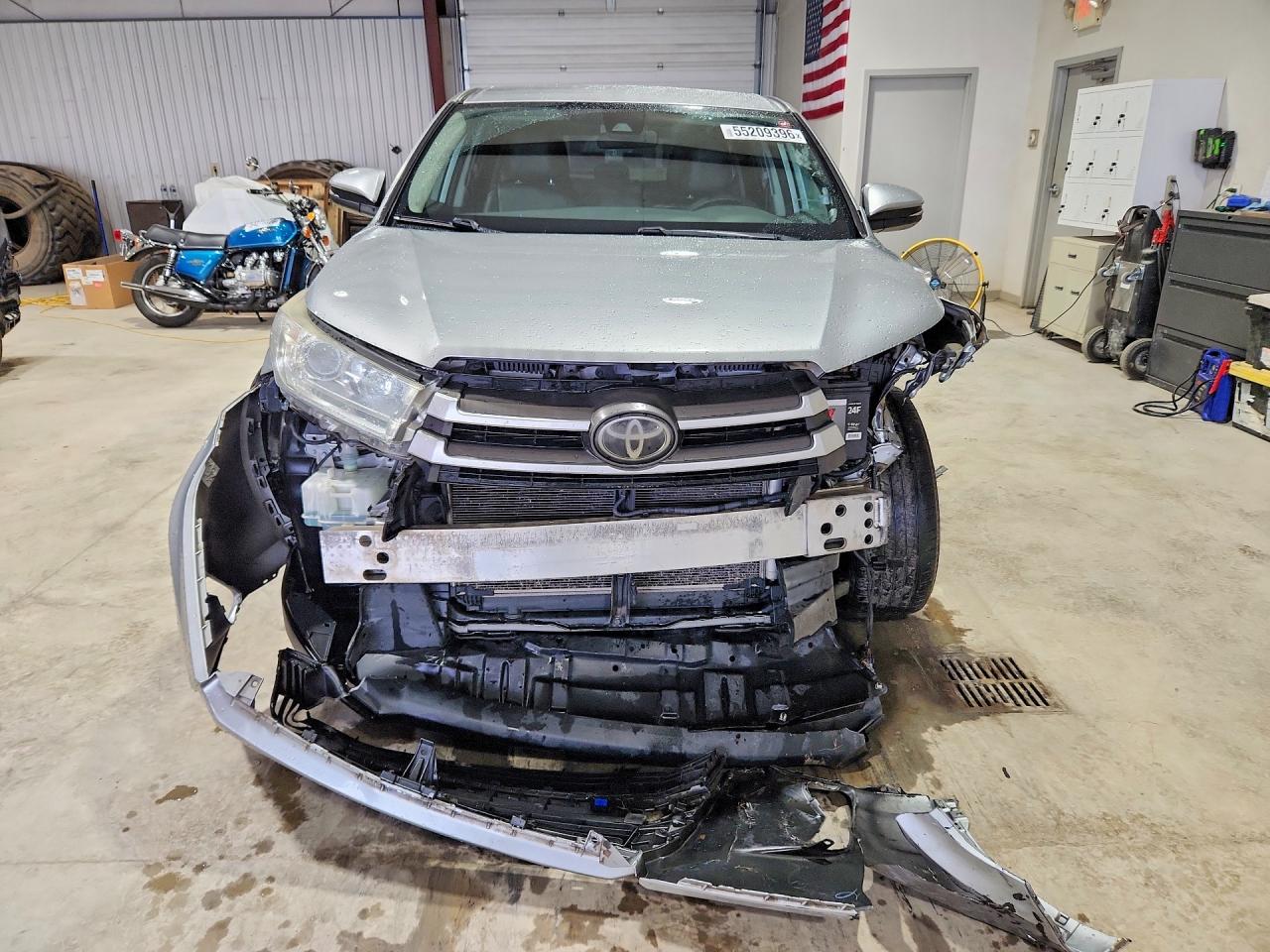 2018 TOYOTA HIGHLANDER