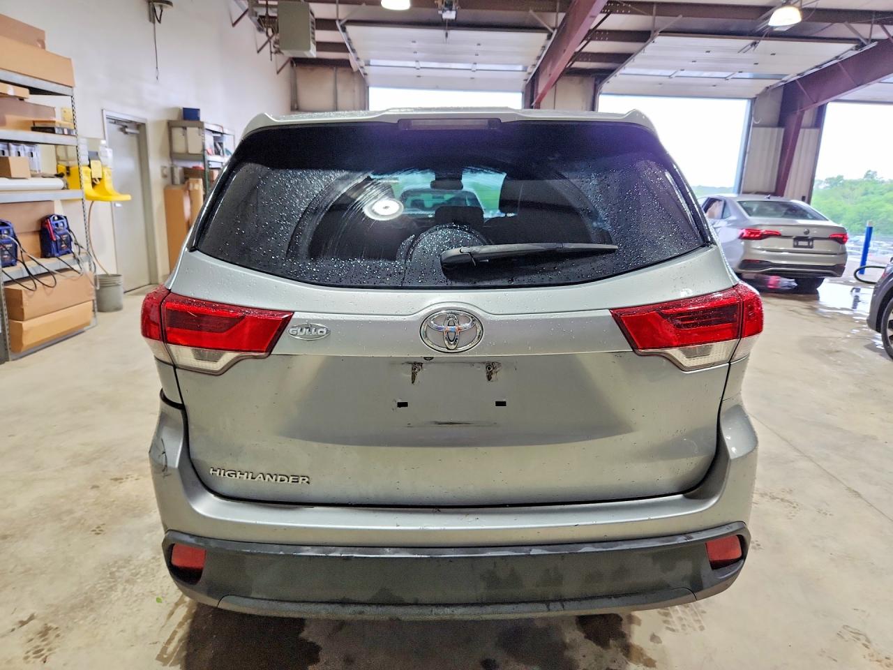 2018 TOYOTA HIGHLANDER