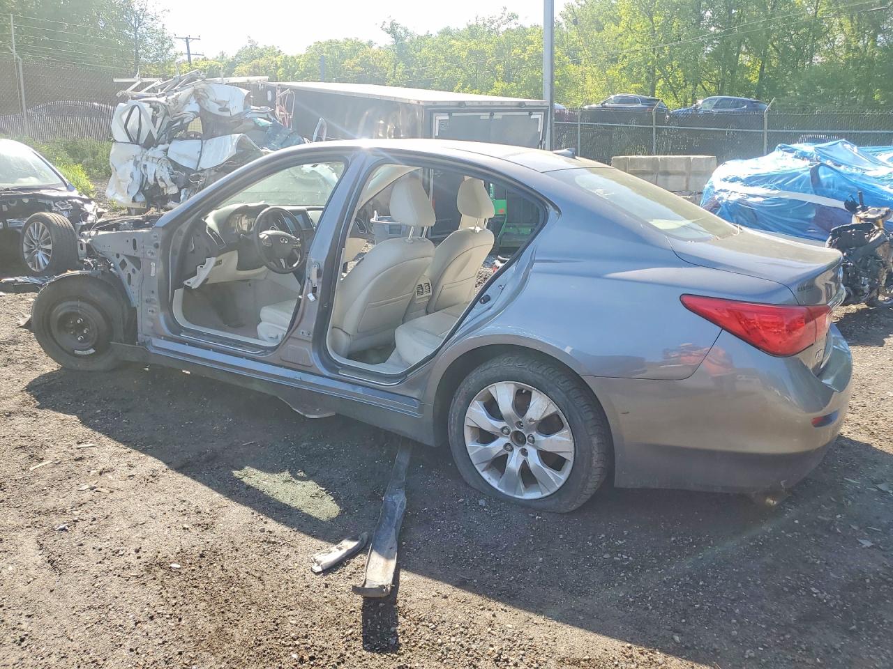 2014 INFINITI Q50