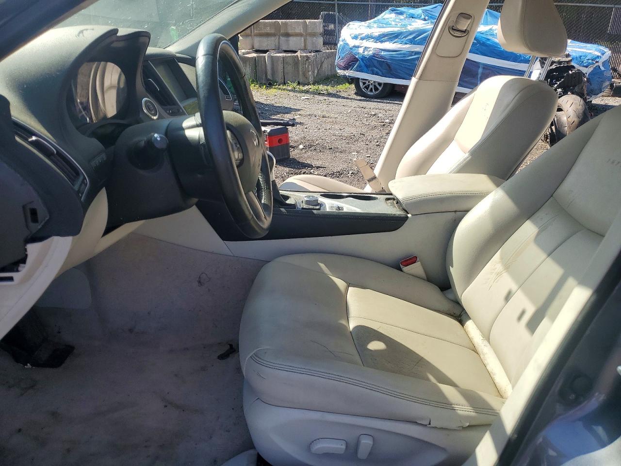 2014 INFINITI Q50