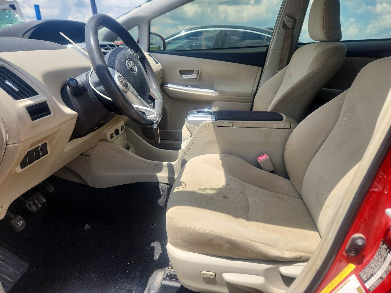 2013 TOYOTA PRIUS