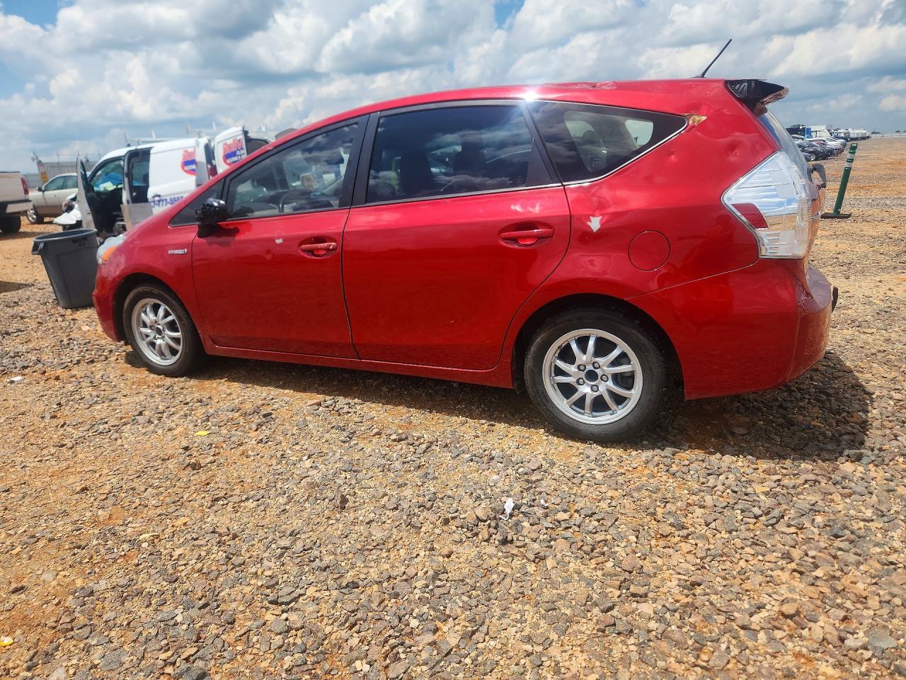 2013 TOYOTA PRIUS