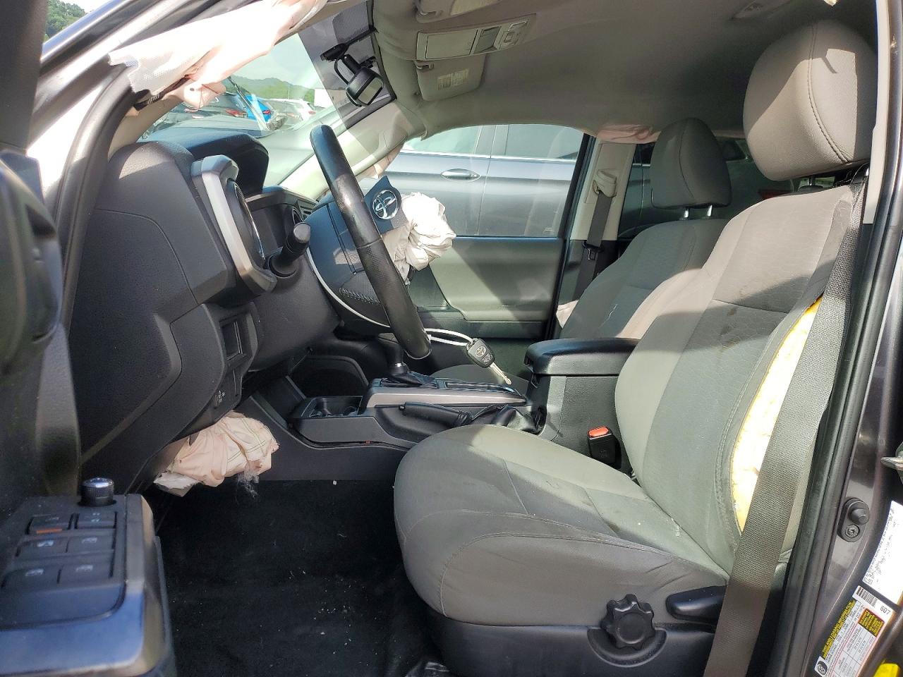 2017 TOYOTA TACOMA