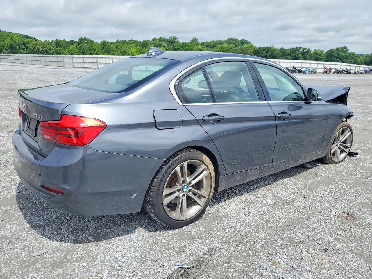 2018 BMW 3 SERIES