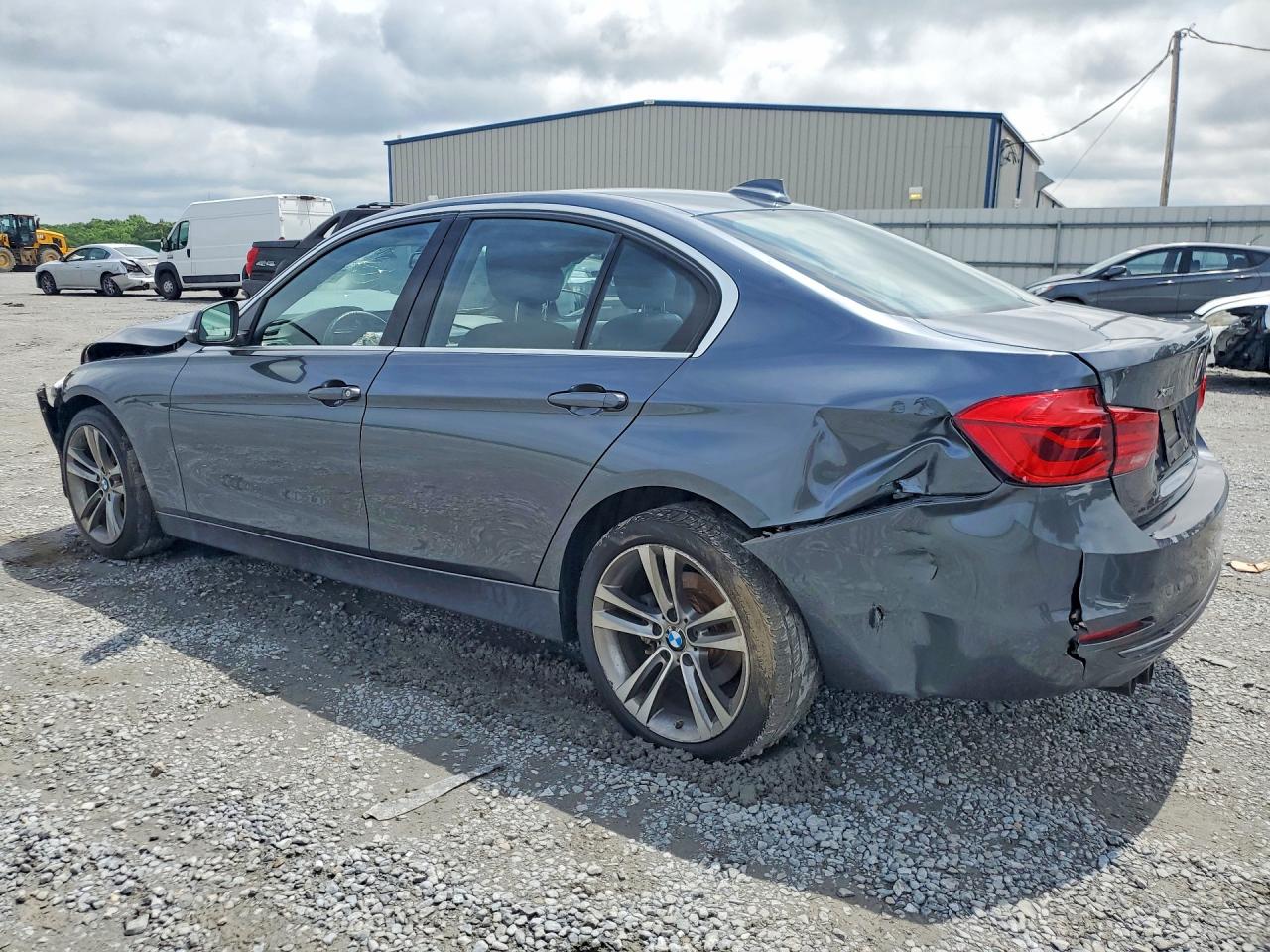 2018 BMW 3 SERIES