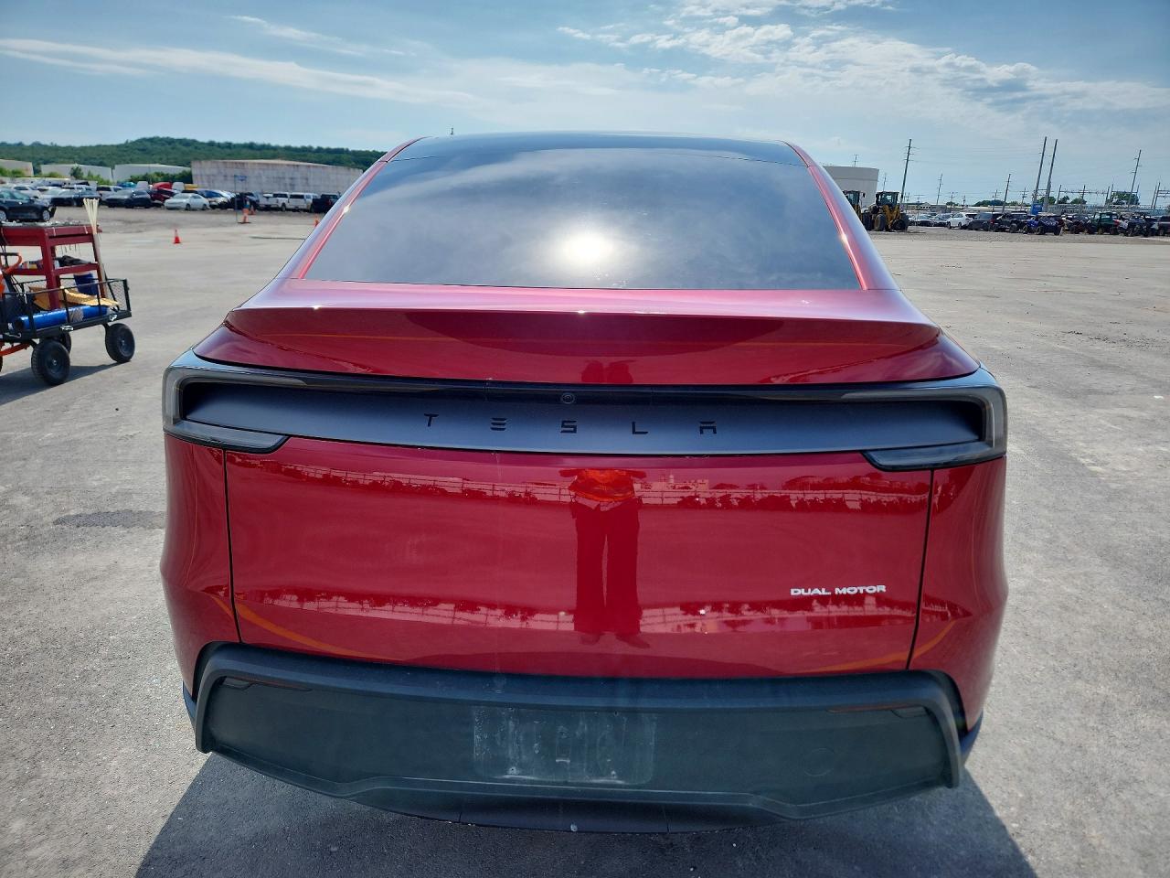 2026 TESLA MODEL Y