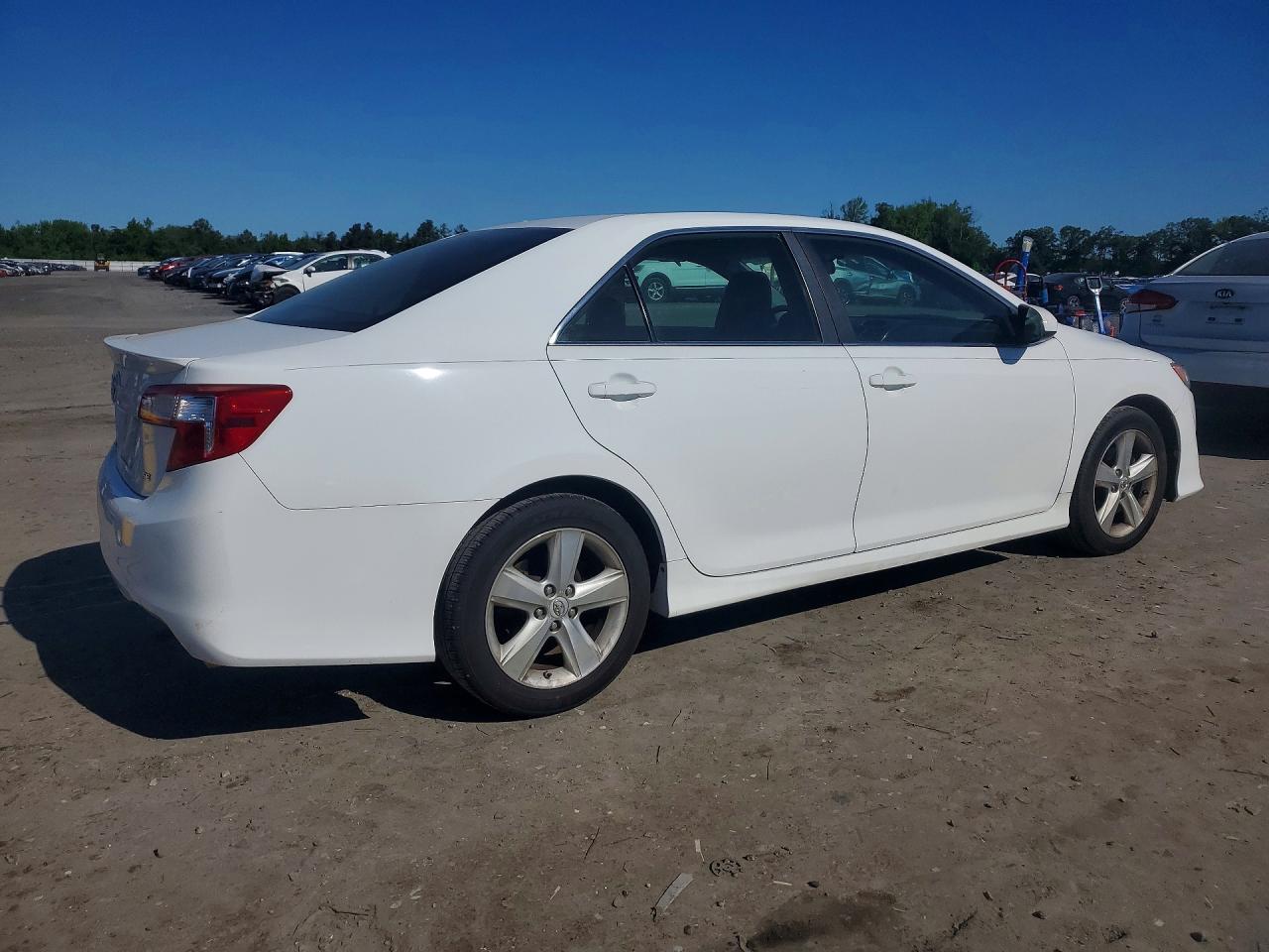 2012 TOYOTA CAMRY