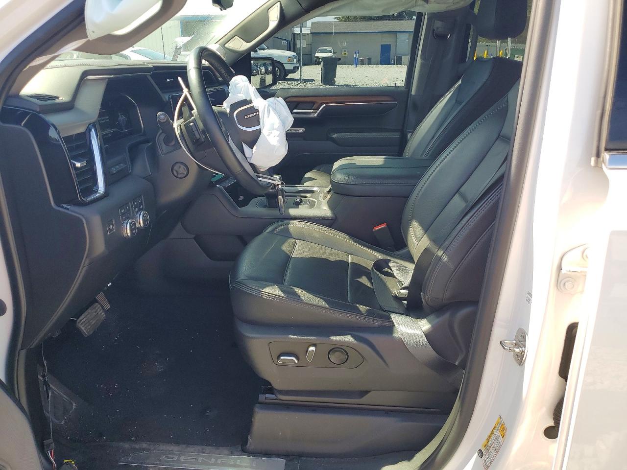 2023 GMC SIERRA