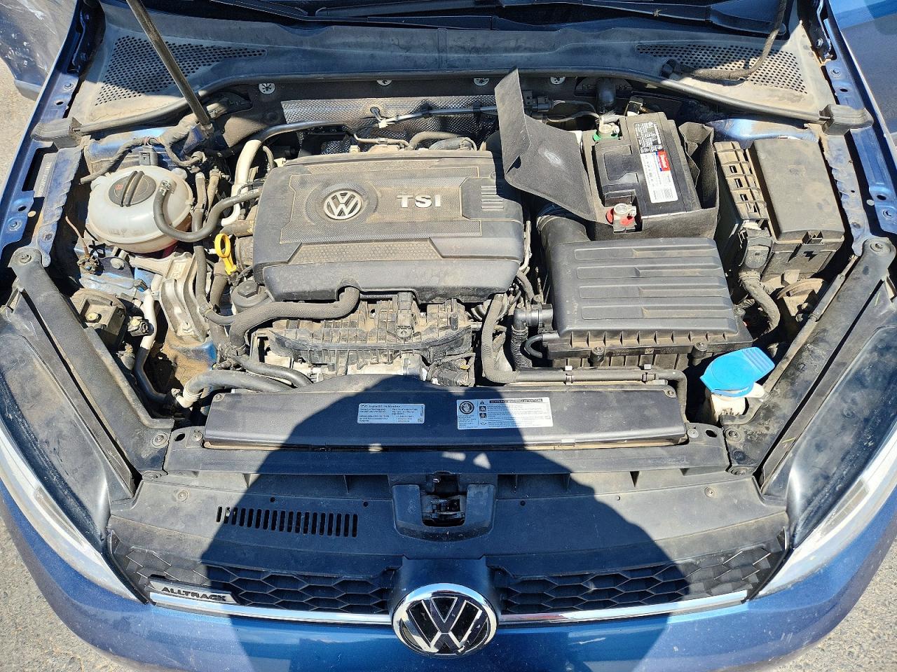 2017 VOLKSWAGEN GOLF
