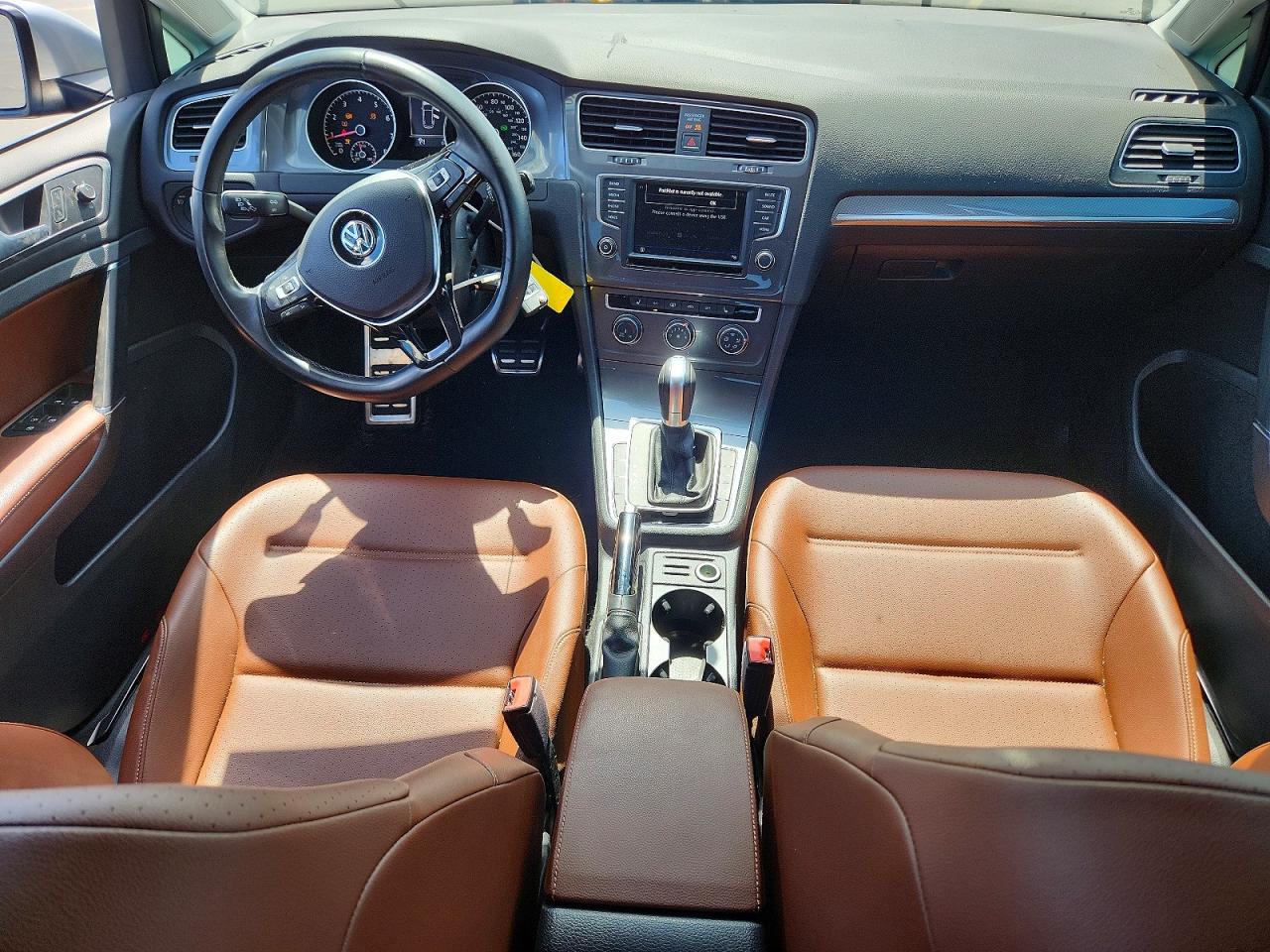 2017 VOLKSWAGEN GOLF