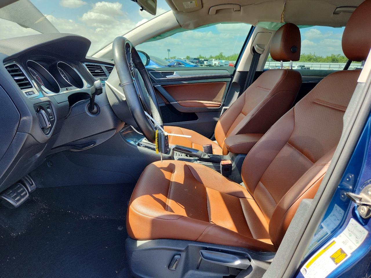 2017 VOLKSWAGEN GOLF