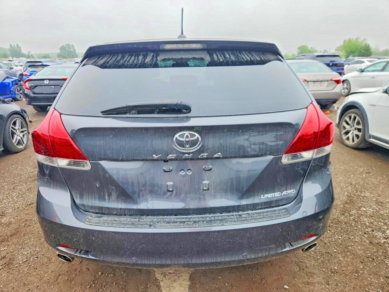 2016 TOYOTA VENZA