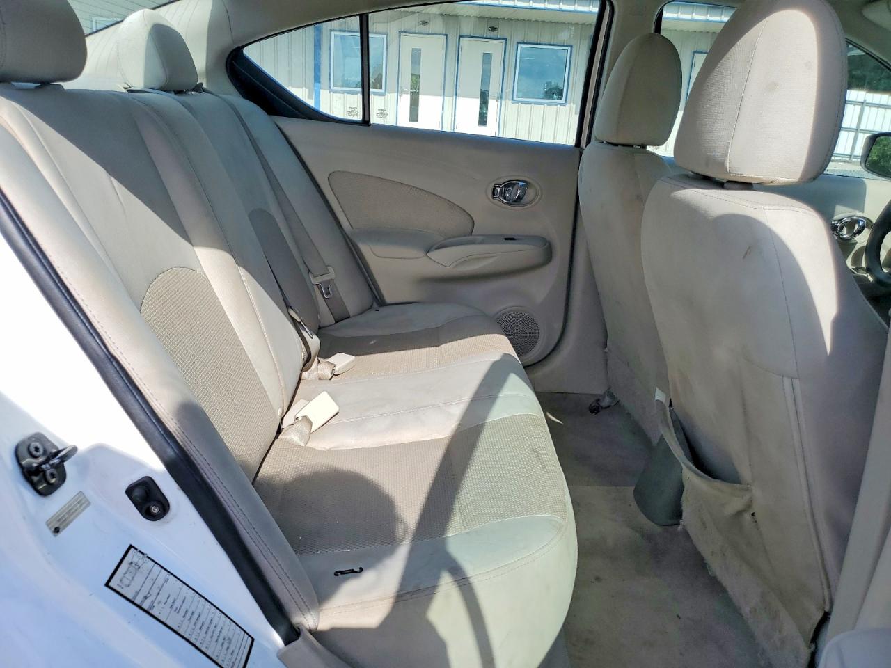 2015 NISSAN VERSA