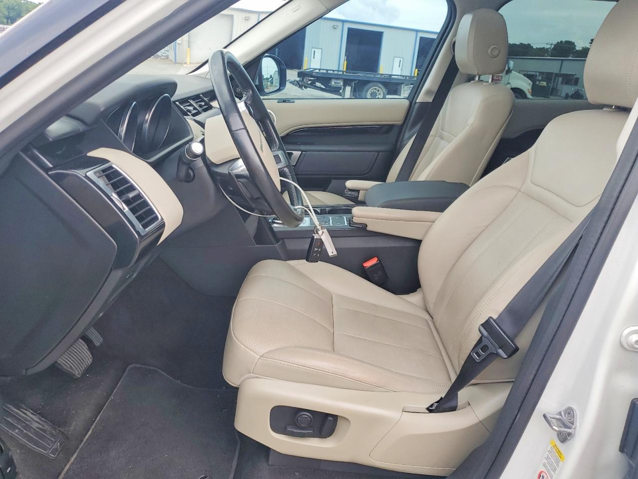 2020 LAND ROVER DISCOVERY